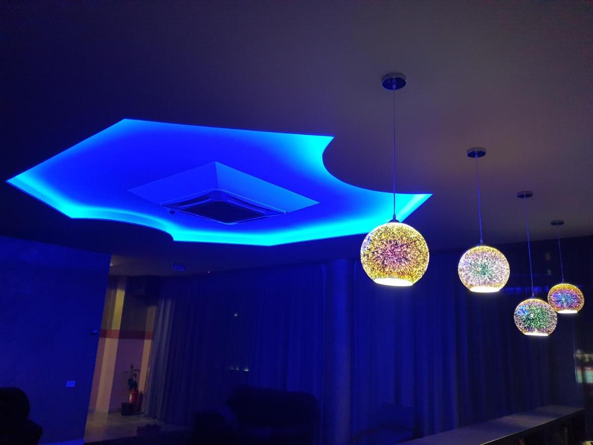 Lex Trend Hotel Irpin Eksteriør billede