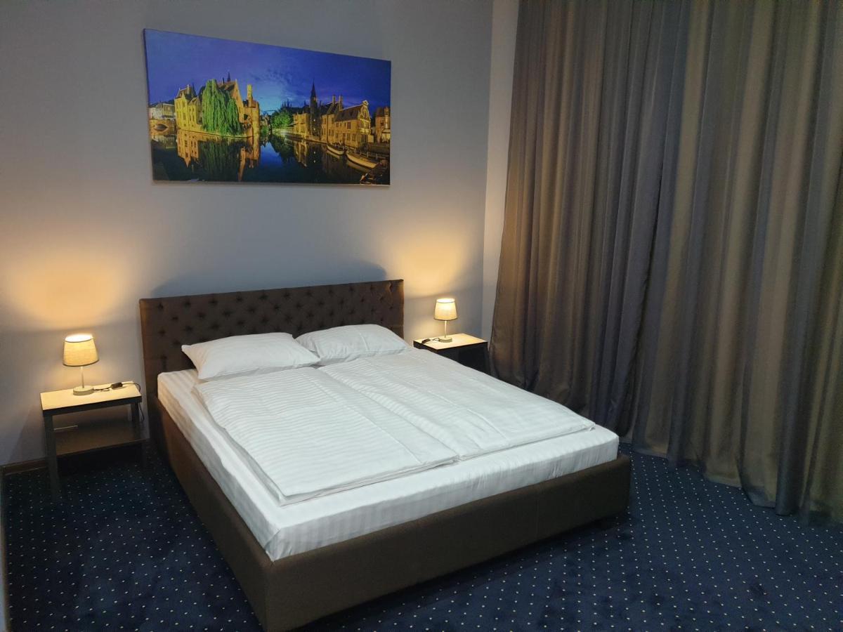 Lex Trend Hotel Irpin Eksteriør billede